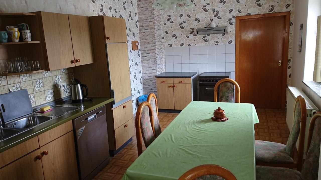 Ferienwohnung Linde - Marburg Biedenkopf Mit 5 Zimmer Und Balkon Frechenhausen Kültér fotó